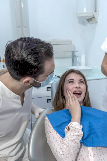 Best Emergency Gum Pain Relief  in Grosse Pointe Farms, MI